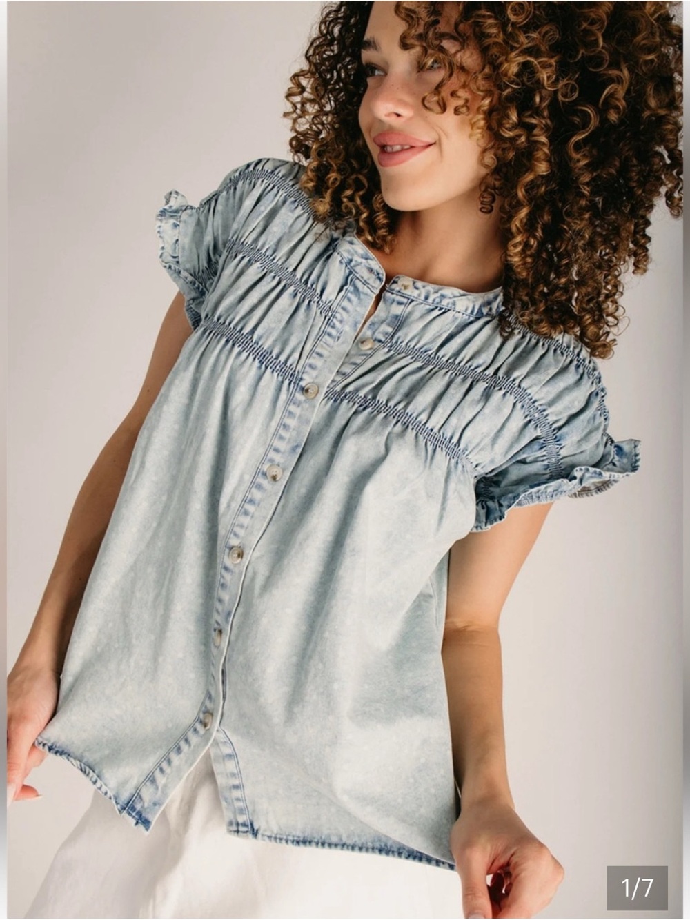 Jane and Delancey Light Blue CHAMBRAY Button-Front Top ❤️🔥